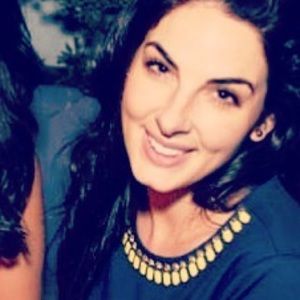 Meet your Posher, Caitlin